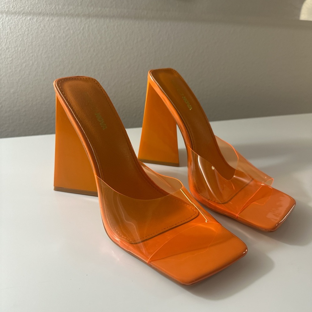 Retro Orange Heels